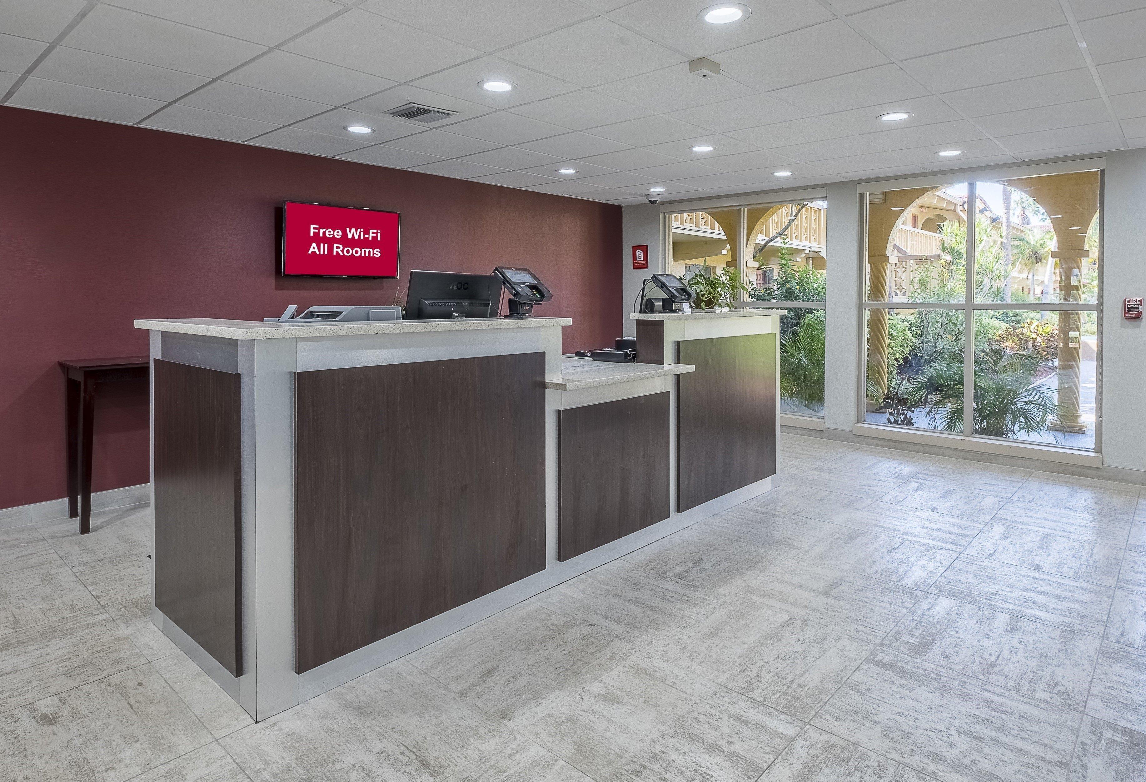 Red Roof Inn Tampa Bay - St. Petersburg Extérieur photo