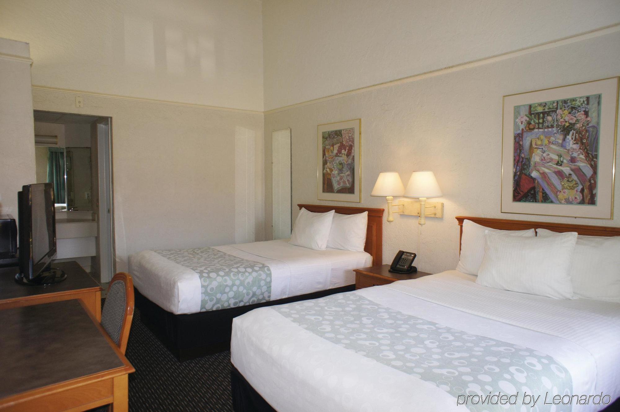Red Roof Inn Tampa Bay - St. Petersburg Extérieur photo